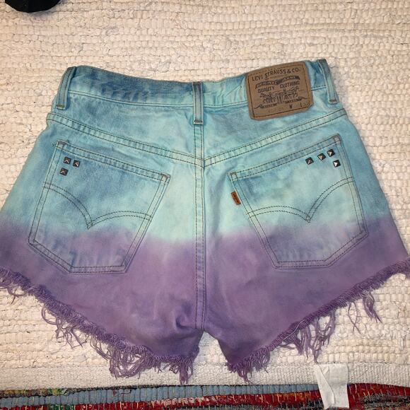 90's Tie Dye Studded Denim Cutoff Jean Shorts - Picture 4 of 8